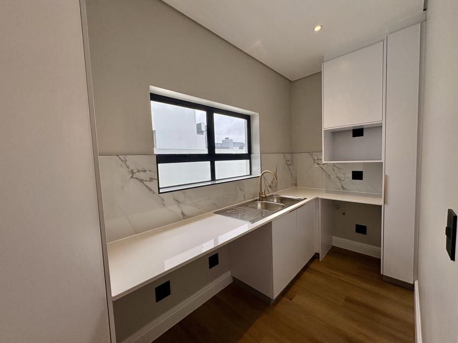 4 Bedroom Property for Sale in Sandown Western Cape